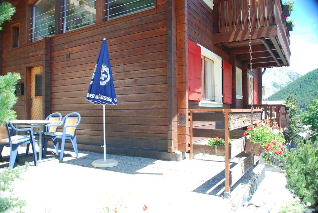 Ferienwohnung Allalinblick Saas Fee Szoba fotó